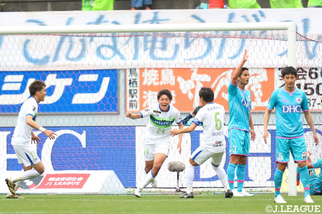 後半14分、左からのクロスを大橋 祐紀（#24）が右足でゴールへ押し込み、湘南が先制【明治安田Ｊ１ 第9節 鳥栖vs湘南】