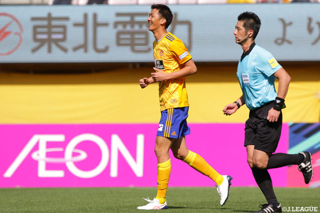 後半ATに石原 崇兆のクロスに長沢 駿がうまく合わせ、仙台が土壇場で逆転に成功する【明治安田Ｊ１ 第9節 仙台vsＧ大阪】