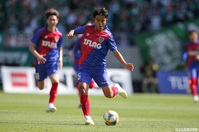 ポスト直撃やPK獲得など、キレのある動きでチームの攻撃を牽引した久保 建英（FC東京）【明治安田Ｊ１ 第9節 FC東京vs松本】