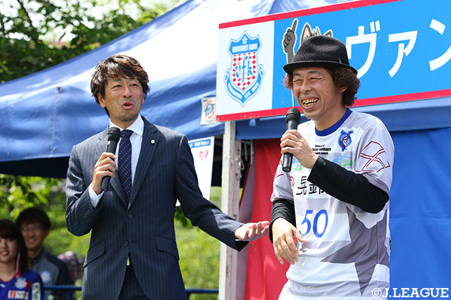 「ひらちゃん」こと平畠 啓史さんと石原 克哉さんのトークショーも大盛り上がり♪【明治安田Ｊ２ 第12節 甲府vs千葉】