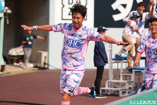 PKを落ち着いて決めて、今季初ゴールを記録した豊田 陽平（鳥栖）【明治安田Ｊ１ 第11節 鳥栖vsＧ大阪】