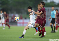 ドリブル突破から強烈なシュートを放つなど、攻撃を活性化させた浅野 雄也(水戸)【明治安田J2 第13節 琉球vs水戸】