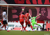 ゴール前でフリーになったジョーが深い位置からの折り返しを強烈なボレーで叩き込み、名古屋が前半終了間際に貴重な追加点を挙げる!【明治安田J1 第11節 名古屋vs浦和】