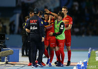 ロングボールの落としに反応したマテウス(名古屋)が胸トラップから鮮やかなボレーシュートを突き刺し、先制弾となる2試合連続ゴールを獲得【明治安田J1 第12節 川崎Fvs名古屋】