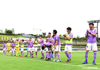 勝点1差で3位につける藤枝と群馬の一戦はドロー決着に終わった【明治安田J3 第9節 藤枝vs群馬】