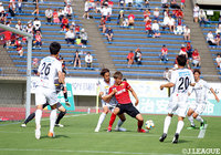 Ｊ２屈指の攻撃力を誇る金沢だが、長崎の守備網を崩すことはできず【明治安田Ｊ２ 第14節 金沢vs長崎】