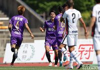 先制点を奪った一美 和成（京都/#23）が雄叫びを上げる！【明治安田Ｊ２ 第15節 京都vs山口】