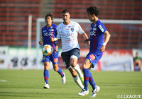 前節2ゴールを奪い、チームに勝点3をもたらしたイバ（横浜FC）。この試合でも1ゴールを記録するも勝利に導くことはできず【明治安田Ｊ２ 第15節 甲府vs横浜FC】