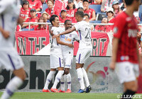 後半18分、ハイネルに加入後初ゴールが生まれ、広島がリードを3点に広げる！【明治安田Ｊ１ 第13節 浦和vs広島】