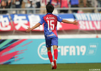 GKへのバックパスをカットした久保 建英が無人のゴールに流し込み、この日2得点目をゲット!FC東京が試合を決定づける追加点を奪う【明治安田J1 第14節 FC東京vs大分】