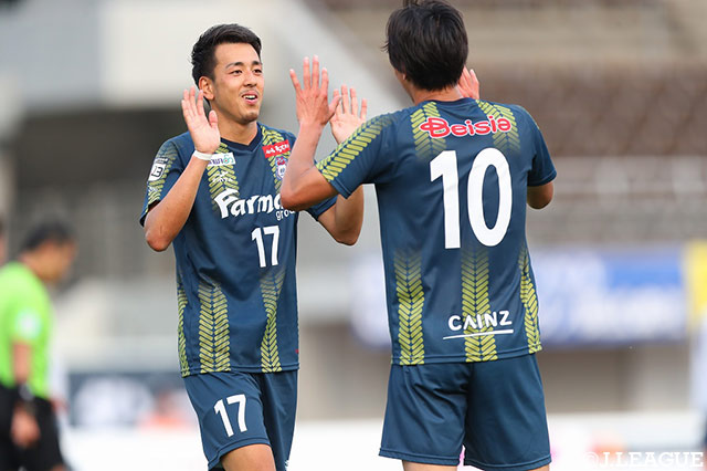 前後半に1得点ずつ奪い、勝利に貢献した髙澤 優也（群馬/#17）。先発起用に応えてみせた【明治安田Ｊ３ 第10節 群馬vsF東23】