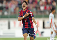 前半39分、中野 誠也（#7）の加入後初となるゴールで岡山が先制！【明治安田Ｊ２ 第16節 岡山vs愛媛】