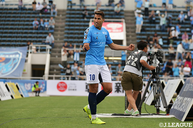 先制を許すも、イバが後半33分、36分と立て続けにゴール！横浜FCが逆転に成功する【明治安田Ｊ２ 第16節 横浜FCvs琉球】