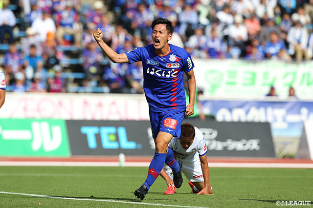 アディショナルタイムに途中出場の佐藤 洸一がヘディングを叩き込み、甲府が土壇場で同点に追いつく！【明治安田Ｊ２ 第17節 甲府vs山形】