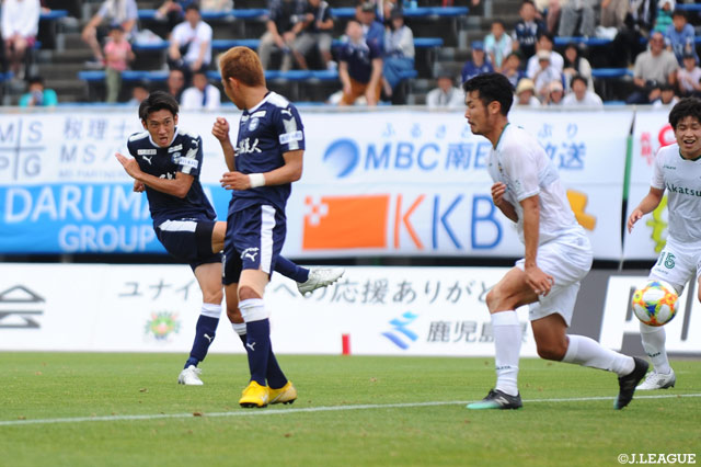 牛之濵 拓が深い切り返しから豪快にシュートをたたき込み、鹿児島が追加点をゲット【明治安田Ｊ２ 第17節 鹿児島vs東京Ｖ】