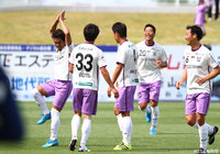 藤枝がFKのチャンスを得ると、大竹 隆人が直接沈め試合を決定づける3点目を奪う【明治安田Ｊ３ 第11節 八戸vs藤枝】