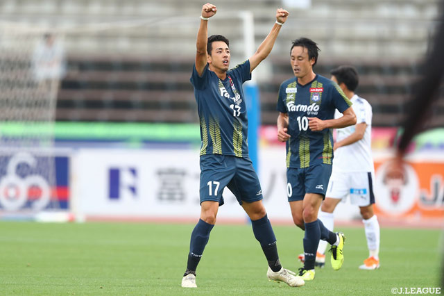 前節2得点をあげた髙澤 優也がこの日も2点を奪う活躍をみせ、群馬がリードを広げる【明治安田Ｊ３ 第11節 群馬vs鳥取】