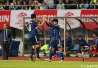 後半22分、久保 建英（FC東京/#27）が投入される。久保は日本代表史上2番目の若さとなる、18歳5日でのデビューを飾った【国際親善試合 日本vsエルサルバドル】