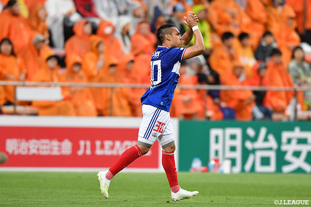 和田がうまい切り返しでDFをかわすと、やや流れたボールをエジガル ジュニオが蹴り込み横浜FMが先制に成功する！エジガル ジュニオは3試合連続ゴールとなった【明治安田Ｊ１ 第15節 清水vs横浜FM】