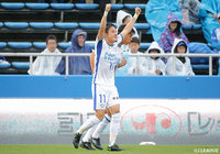 岸本のクロスに野村 直輝がニアで合わせ、徳島が開始早々先制点をゲット！野村は古巣相手からのゴールとなった【明治安田Ｊ２ 第18節 横浜FCvs徳島】