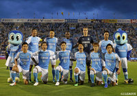 磐田のスターティングメンバー。最終ラインには今季のリーグ戦初出場となる森下 俊（#35）が入る【明治安田Ｊ１ 第15節 磐田vsＧ大阪】