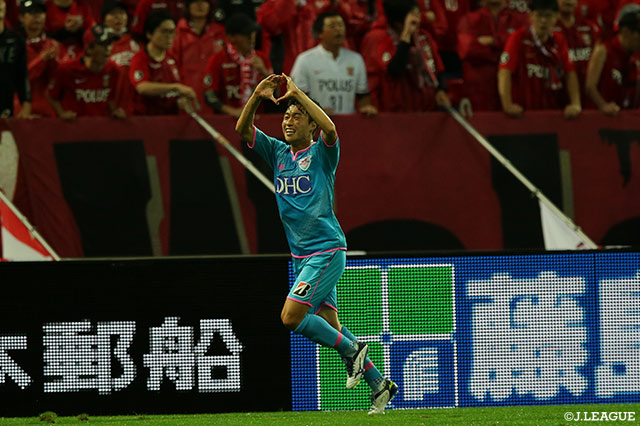 福田が鋭いクロスを送ると、安 庸佑がタイミングよく左足で合わせ鳥栖が先制に成功【明治安田Ｊ１ 第15節 浦和vs鳥栖】