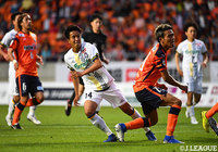 後半AT、群馬はカウンターから田中 稔也が劇的な決勝点を決める!【明治安田J3 第12節 長野vs群馬】