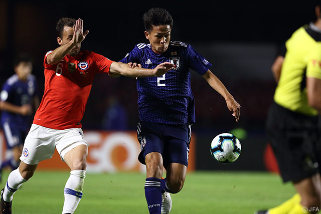 左SBで出場した杉岡 大暉（湘南）は身体を張った守備や機を見たオーバーラップなどで攻守に奮闘した【コパ・アメリカ GS 第1節 日本vsチリ】