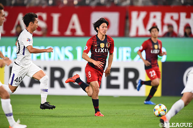 スピードに乗ったドリブル突破から先制点をアシストした土居 聖真（鹿島）【ACL ラウンド16 第1戦 鹿島vs広島】