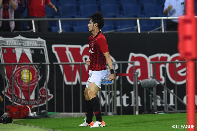 杉本 健勇が味方のクロスを走り込んで合わせネットを揺らし、浦和が先制に成功！【ACL ラウンド16 第1戦 浦和vs蔚山】