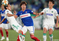 山田 康太(横浜FM)が今季初のスタメン出場を果たす【明治安田J1 第16節 横浜FMvs松本】