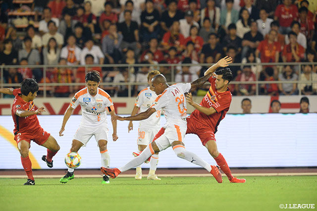 前半は互いにチャンスを作るも決めきれず。スコアレスで折り返す【明治安田Ｊ１ 第16節 名古屋vs清水】