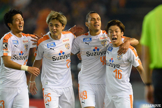 ヘナト アウグストのラストパスにドウグラスが合わせ、清水が均衡を破る！【明治安田Ｊ１ 第16節 名古屋vs清水】