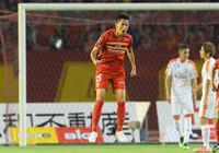 途中出場の前田 直輝がドリブルで切り込みシュートを放つ！これが決まり名古屋が土壇場で同点に追いつく！【明治安田Ｊ１ 第16節 名古屋vs清水】