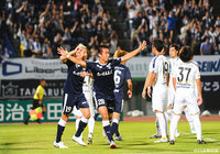 CKから混戦が生まれると、最後は韓 勇太が右足で押し込み鹿児島が追加点をゲット【明治安田J2 第19節 鹿児島vs栃木】