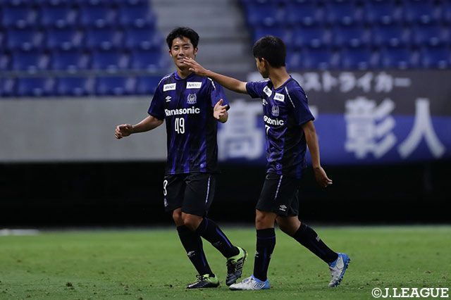 バースデーハットトリックを達成し、勝利に貢献した塚元 大（Ｇ大23/#49）【明治安田Ｊ３ 第13節 G大23vs鳥取】