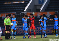 3-0の完封勝利でYS横浜が今季ホーム2勝目を挙げた【明治安田Ｊ３ 第13節 YS横浜vs長野】