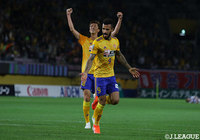 試合終盤、途中出場のハモン ロペスが勝利を決定づける追加点を獲得！【明治安田Ｊ１ 第16節 仙台vsFC東京】