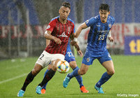 今季公式戦で初先発のファブリシオ(浦和)はドリブルや敵陣中央からミドルシュートを放つなど果敢に攻撃を仕掛けた【ACL ラウンド16 第2戦 蔚山vs浦和】