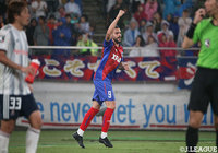 2得点を奪い、勝利に貢献したディエゴ オリヴェイラ（FC東京）。自身の得点を9に伸ばし、得点ランキングのトップに躍り出た【明治安田Ｊ１ 第17節 FC東京vs横浜FM】