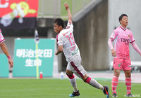 斧澤の正確なクロスに澤上 竜二がボレーで合わせ、C大23が先制に成功！【明治安田Ｊ３ 第14節 福島vsC大23】