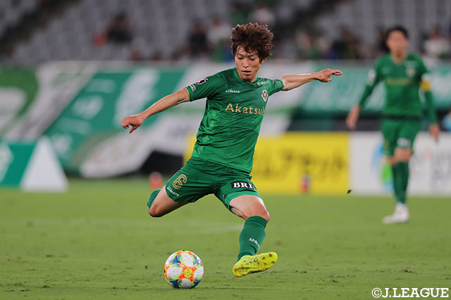 井上 潮音の2試合連続となる得点で東京Ｖが先制！【明治安田Ｊ２ 第21節 東京Ｖvs横浜FC】