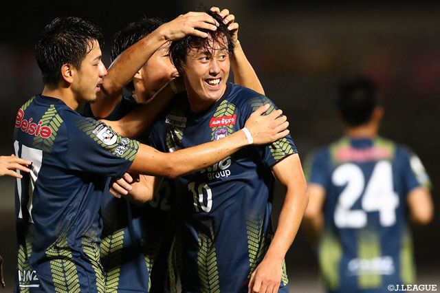 青木 翔大（#10）がCKを頭で合わせ、群馬が先制に成功【明治安田Ｊ３ 第15節 群馬vs福島】