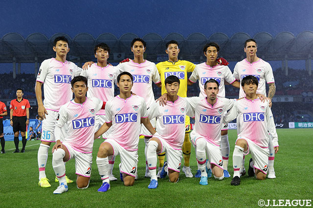 鳥栖のスターティングメンバー。前節2ゴールのフェルナンド トーレスや、イサック クエンカが名を連ねた【明治安田Ｊ１ 第18節 川崎Ｆvs鳥栖】