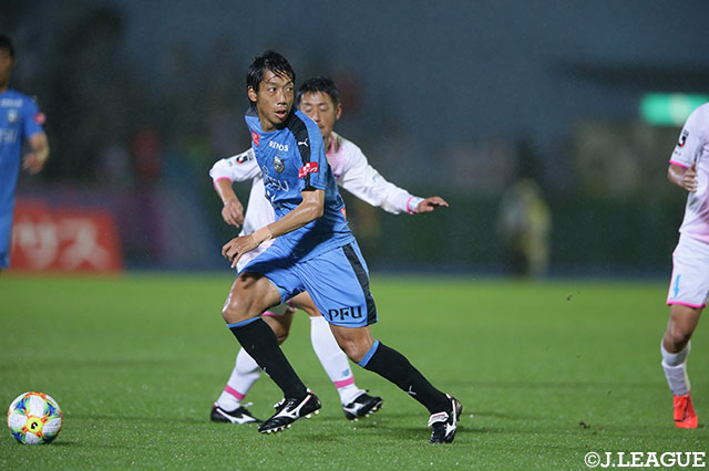 川崎Ｆは、後半19分に中村 憲剛を投入。攻撃にアクセントをつけるも得点は生み出せず【明治安田Ｊ１ 第18節 川崎Ｆvs鳥栖】