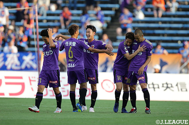 前半10分、仙頭 啓矢のクロスボールが相手のオウンゴールを誘発し、ホームの京都が試合を動かす！【明治安田Ｊ２ 第21節 京都vs長崎】