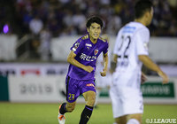 際どいシュートを放つなど存在感を発揮した一美 和成(京都)だが、4試合連続ゴールとはならず【明治安田J2 第21節 京都vs長崎】