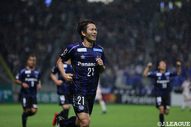 矢島 慎也（Ｇ大阪）が、相手のクリアミスを逃さず冷静に逆のサイドネットに流し込み、試合終盤に先手を奪う！【明治安田Ｊ１ 第19節 Ｇ大阪vs清水】