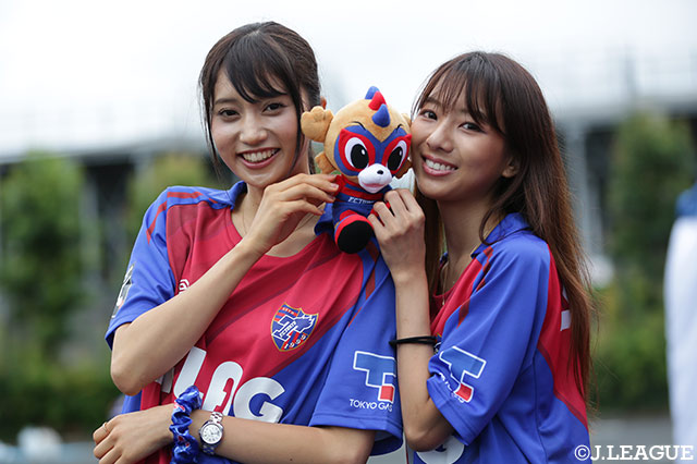 白熱必死の「多摩川クラシコ」！ユニフォームを纏って応援の準備は万端♪【明治安田Ｊ１ 第19節 FC東京vs川崎Ｆ】