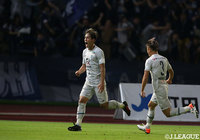 後半6分、木戸 皓貴(#13)がスライディングで合わせたボールがGKに触れられるが、そのままゴールイン。福岡が貴重な追加点を奪う!【明治安田J2 第22節 町田vs福岡】